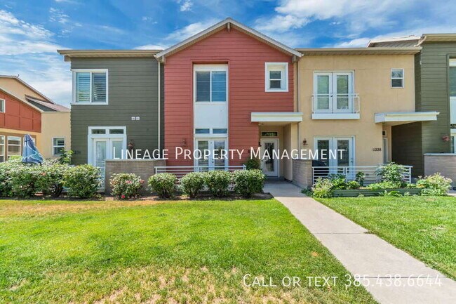 Foto del edificio - 11234 Summer Heights Dr