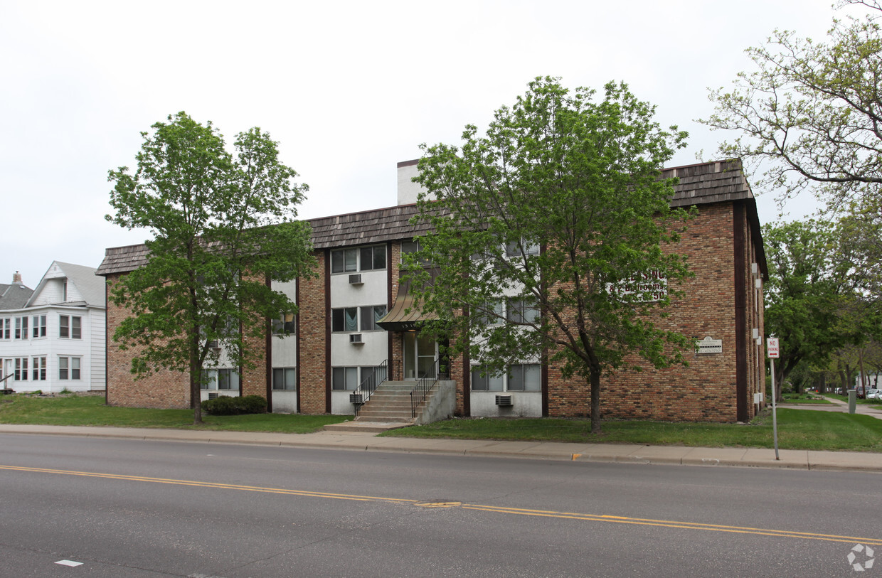 Primary Photo - Hennepin Apartments