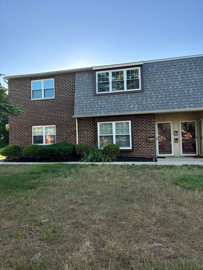 76 Eaves Mill Rd, Medford, NJ 08055 Condo for Rent in Medford, NJ