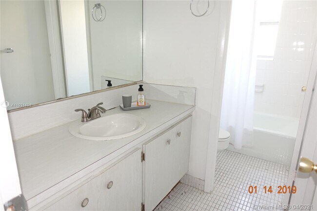 Foto del edificio - 210 Seaview Dr