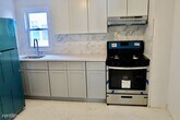 Primary Photo - 3 br, 1 bath Townhome - 6 Hinsdale Pl