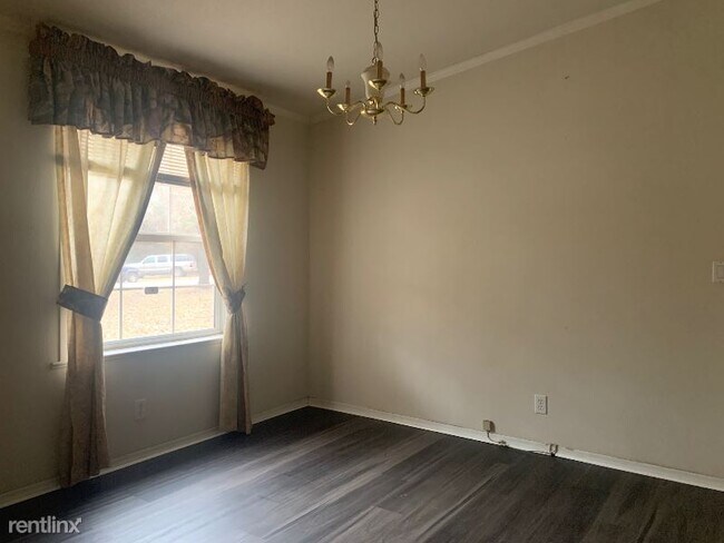 Foto del edificio - 3 br, 2 bath Mobile Home - 200 Brough Rd