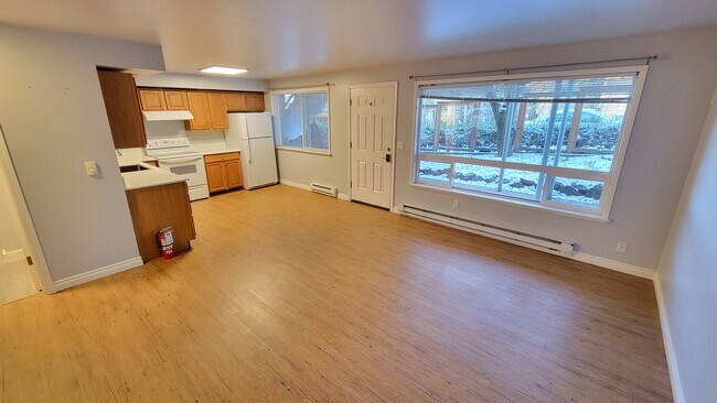 Building Photo - 1211 S Judkins St