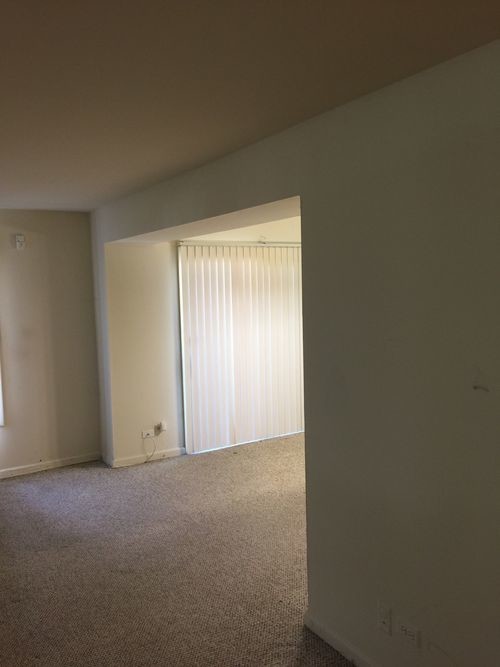 Building Photo - 830 Sandra Dr