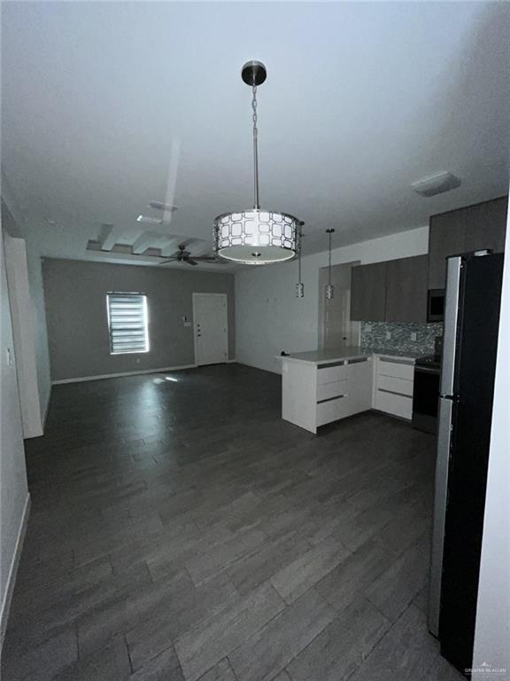 Foto del edificio - 805 W Garrison Dr
