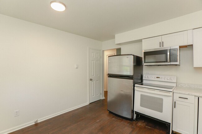 Foto del edificio - 8104 Turner Rd