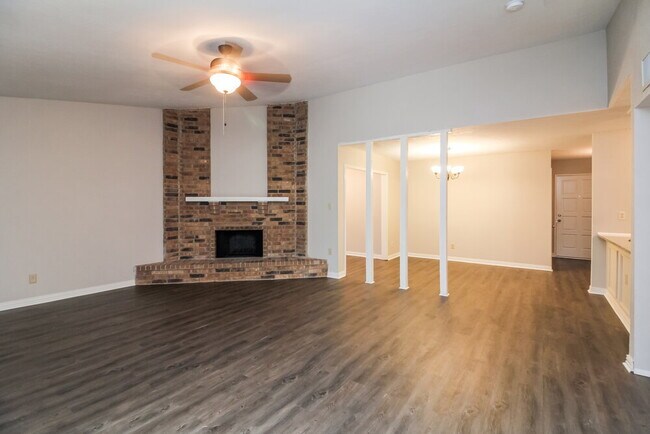 Building Photo - 4221 Sweetgum Way