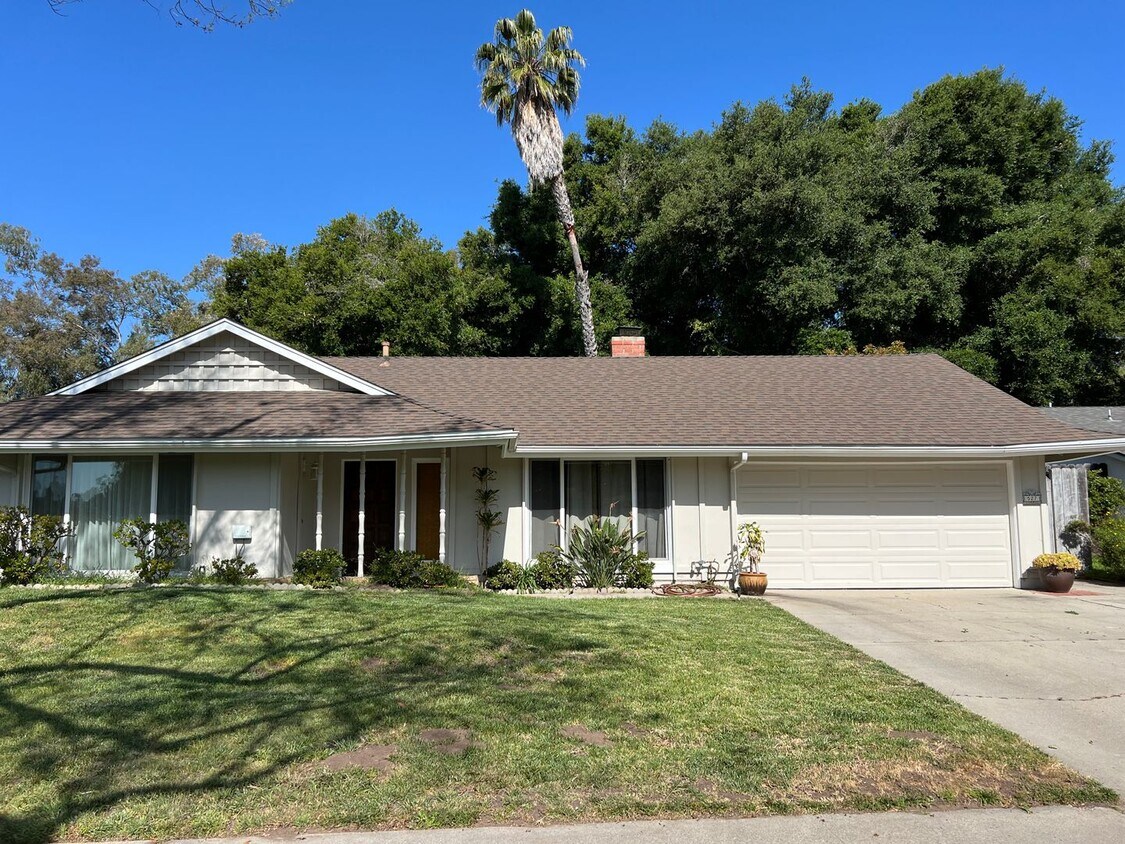 Primary Photo - Goleta 3 Bedroom Home