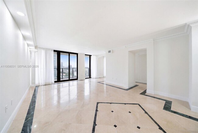 Foto del edificio - 2301 S Ocean Dr