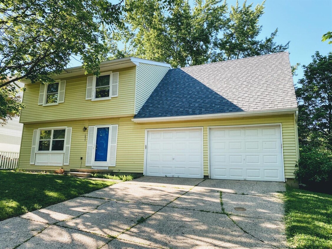 Primary Photo - 1855 Franklin Ct N