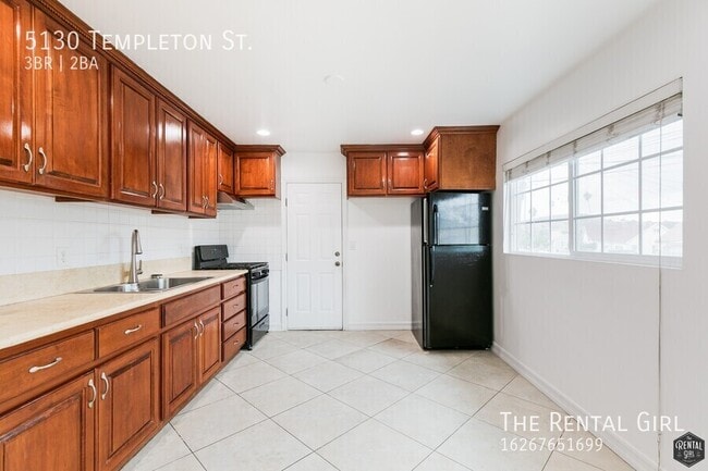 Building Photo - 5130 Templeton St