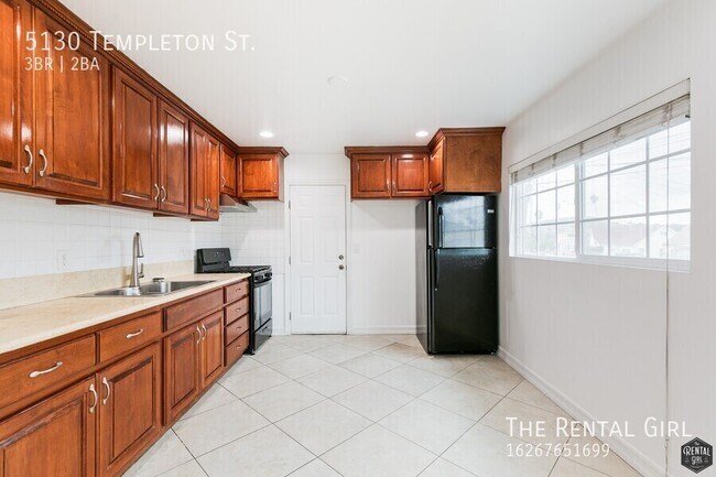 Foto del edificio - 5130 Templeton St