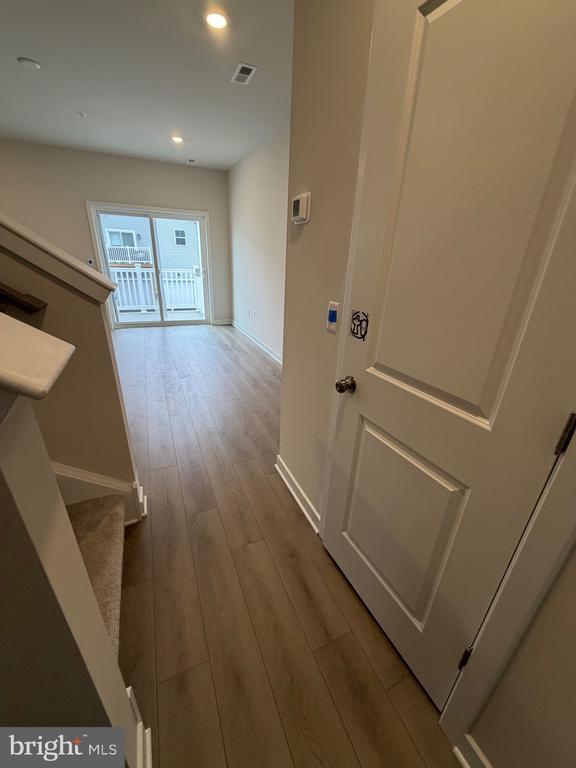 Foto del edificio - 739 Platinum Dr