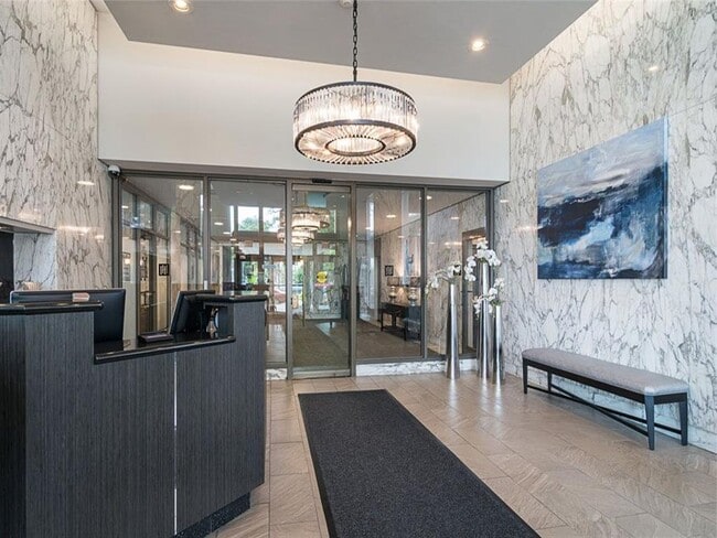 Foto del edificio - 3000 N Lake Shore Dr