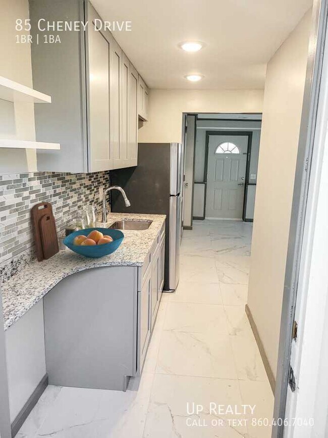 Foto del edificio - 85 Cheney Dr