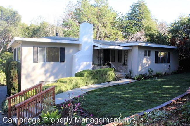 Building Photo - 893 Parrott Dr
