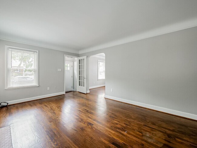 Foto del edificio - 21530 Olmstead St