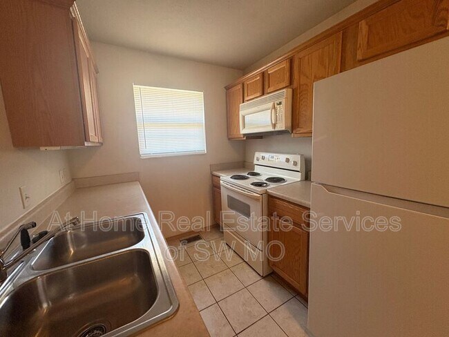 Foto del edificio - 3880 S Jonathan Ave