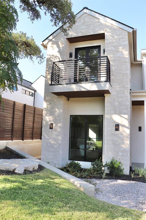 Foto del edificio - 6102 Forest Hills Dr