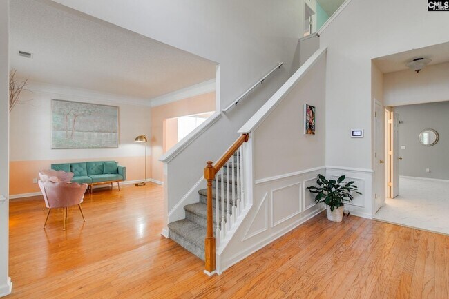 Building Photo - 207 Austree Dr