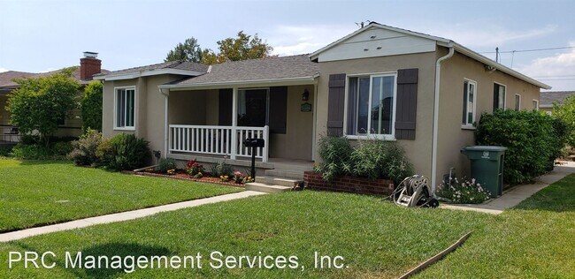 Foto del edificio - 4 br, 3 bath House - 3305 W. Clark Ave.