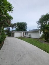 Building Photo - 1429 Winkler Ave
