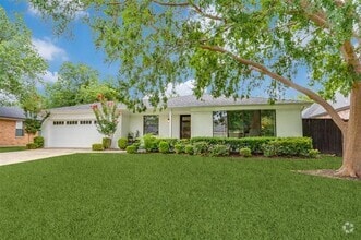 Building Photo - 10710 Lathrop Dr