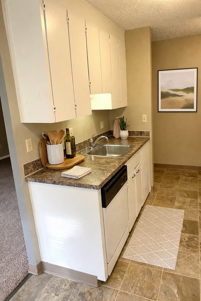 Building Photo - Half Off Your First Month = $560 Back in Your Pocket!