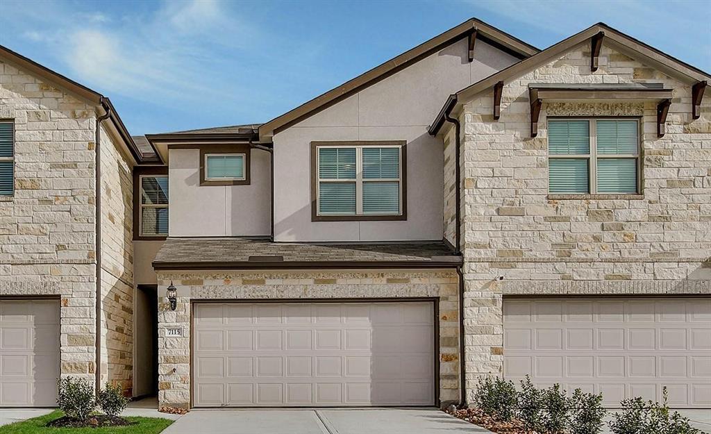 Foto principal - 7115 Fannin St