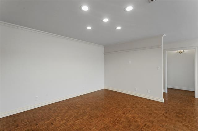 Foto del edificio - 6335 W Northwest Hwy