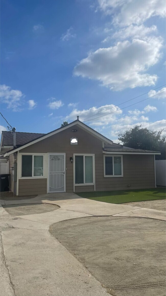 Foto del edificio - 1317 Marline Ave