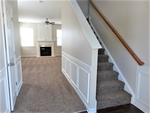 Building Photo - 10810 Traders Court