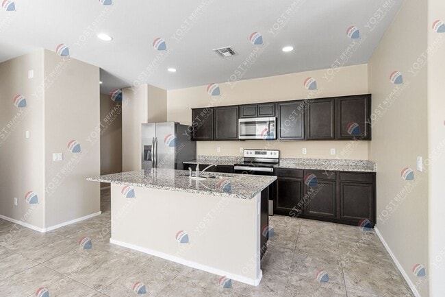 Building Photo - 1057 W Avalon Canyon Dr