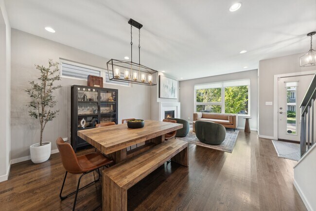 Foto del edificio - 3817 N Christiana Ave