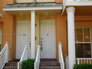 Building Photo - 1338 SW 3rd Ct