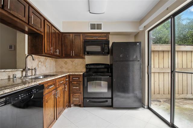 Foto del edificio - 4777 Cedar Springs Rd