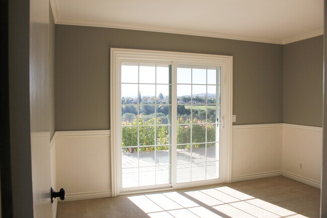 Building Photo - 4874 Starflower Dr