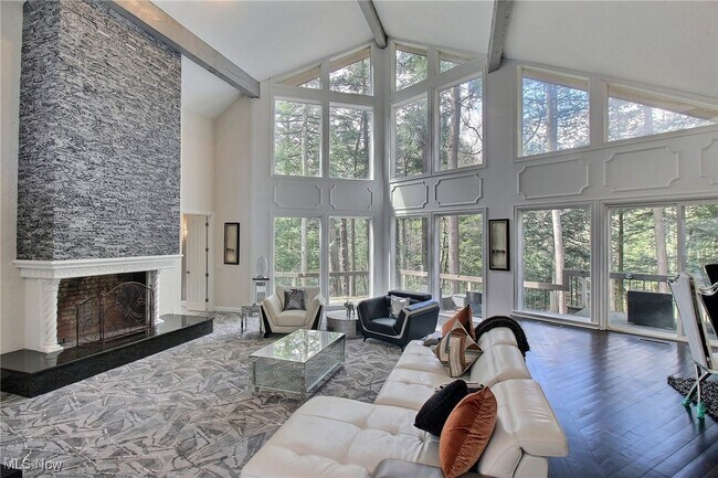 Foto del edificio - 117 Partridge Ln