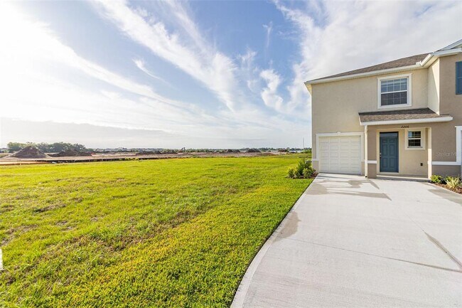Building Photo - 2206 Tay Wes Dr