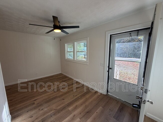 Building Photo - 310 Depot St