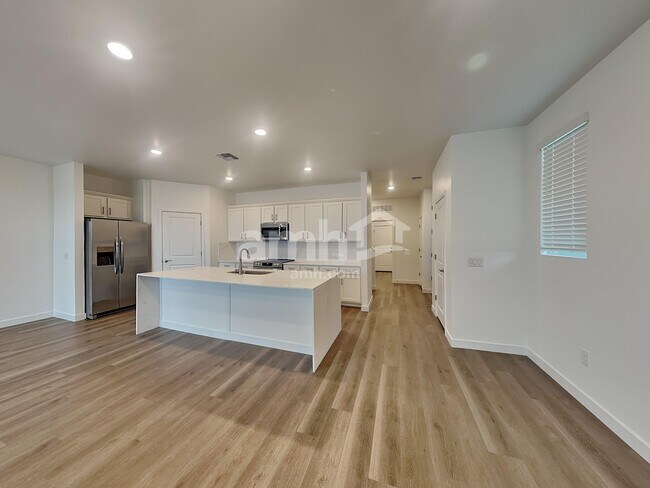 Foto del edificio - 9568 E Friedel Dr