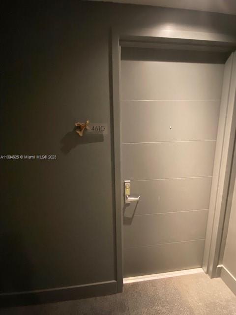 Building Photo - 1010 Brickell Ave