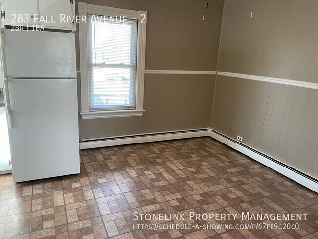 Foto del edificio - 283 Fall River Avenue