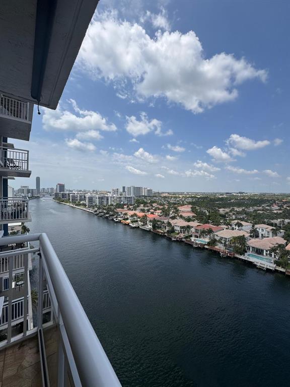 Foto del edificio - 1600 S Ocean Dr