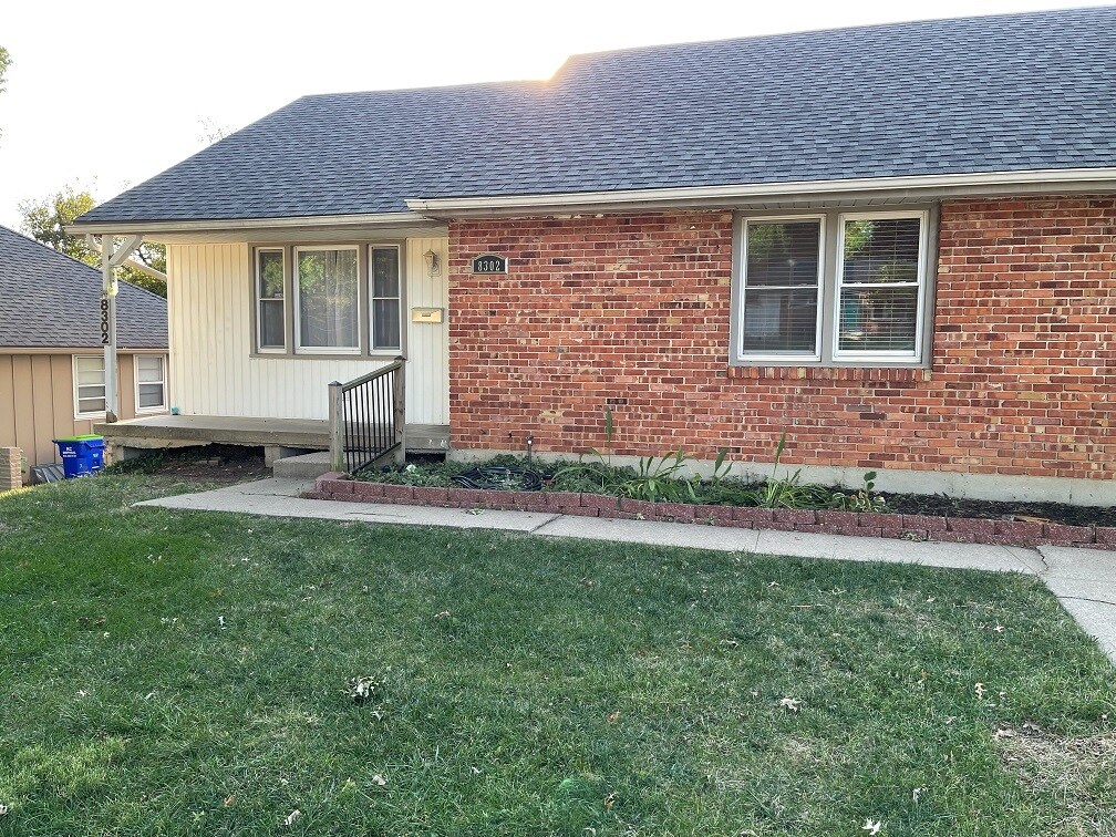 8302 Travis Ln, Overland Park, KS 66212 Townhome Rentals in Overland