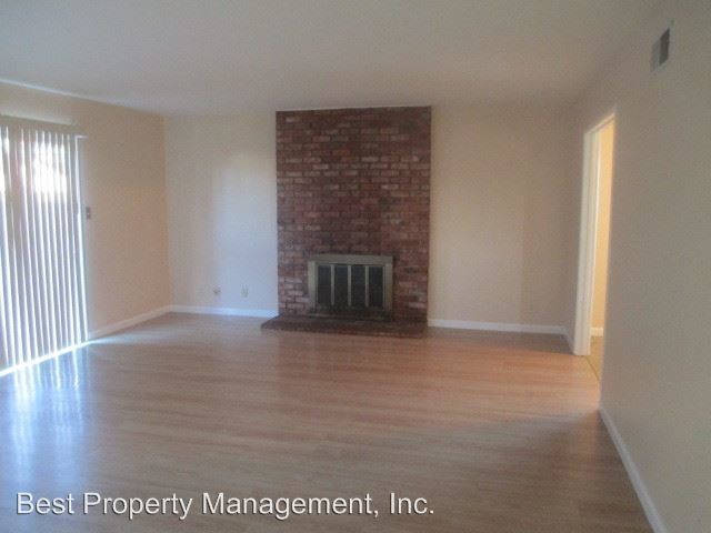 Foto del edificio - 25843 Madeline Ln