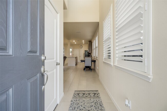 Building Photo - 7335 Hinsdale Dr
