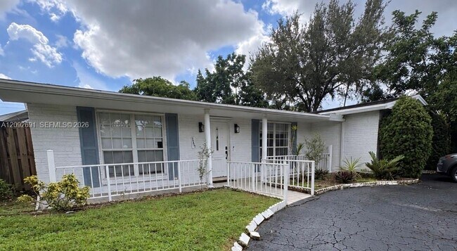 Foto del edificio - 1711 N 47th Ave