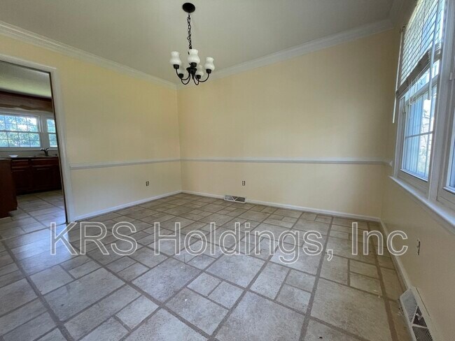 Foto del edificio - 6 Colgate Cir