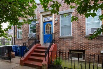 Building Photo - 345 7th St